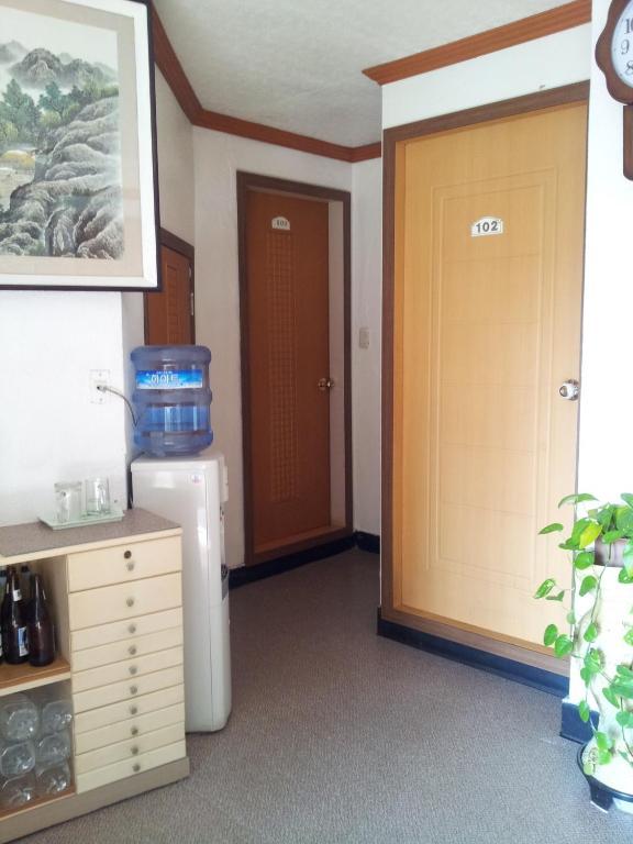 Busanjang Motel Экстерьер фото